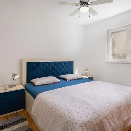Apartment Lucas - Luxury With Parking Makarska