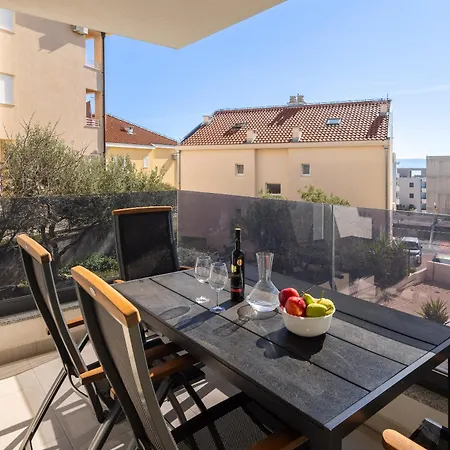 Lucas - Luxury With Parking Apartman Makarska