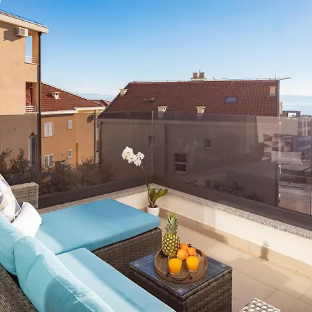 Lucas - Luxury With Parking Apartman Makarska